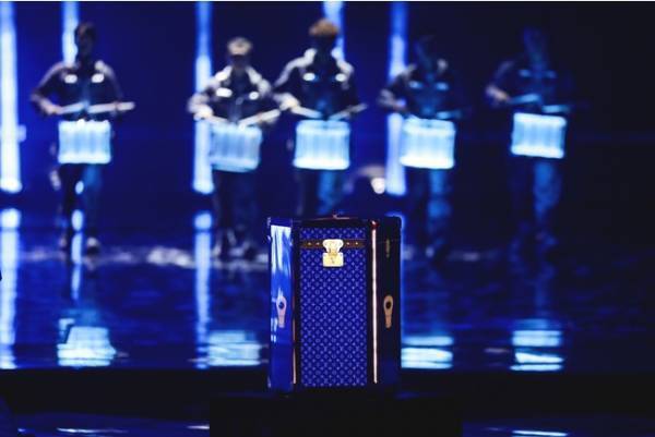 ルイ・ヴィトンが eスポーツイベント「2020 リーグ・オブ・レジェンド ワールドチャンピオンシップ」のトロフィーケースを製作