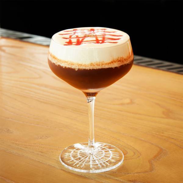 スターバックス リザーブ® ロースタリー 東京 2020ホリデーシーズン、10種の新作ビバレッジをチェック!