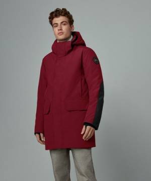 機能性とファッション性を兼ね備えたラグジュアリーなパーカ。カナダグース2020秋冬コレクション「ブラックレーベル」登場