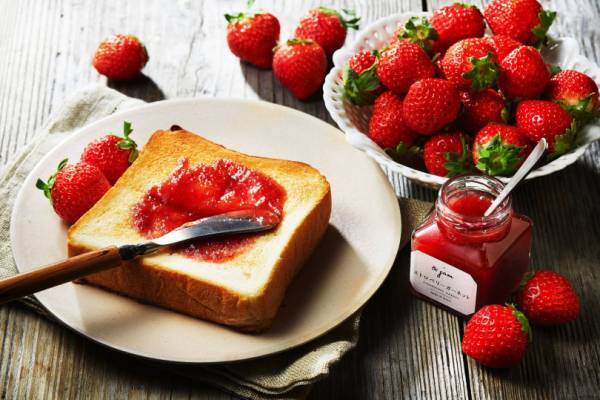 高級食パン専門店・嵜本、名古屋1号店がオープン! 毎日嵜本の食パンが楽しめるサブスクシステムも導入