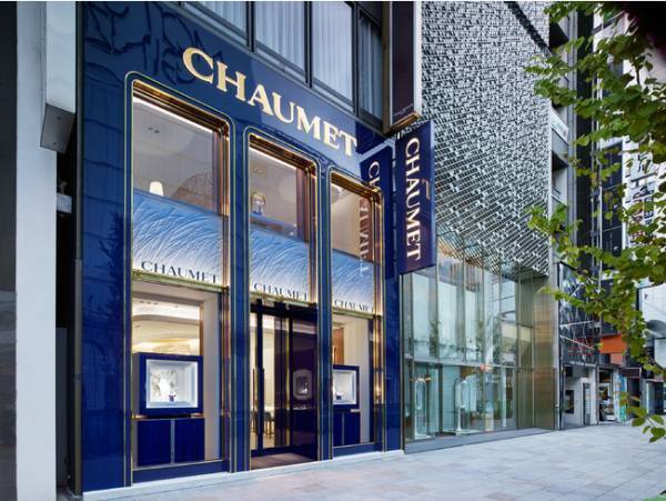 がんばった私に輝きあふれる幸せジュエリーを! ショーメで選ぶクリスマスジュエリー