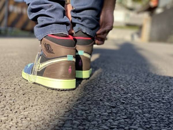 スティルアライブからAJ1の新色カラーBio Hackをベースにしたリメイクスニーカーが登場