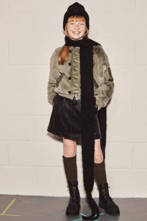 ZARA、ミリタリーテイストのアイテムを展開する「Zara SRPLS コレクション5」の第3弾が発売