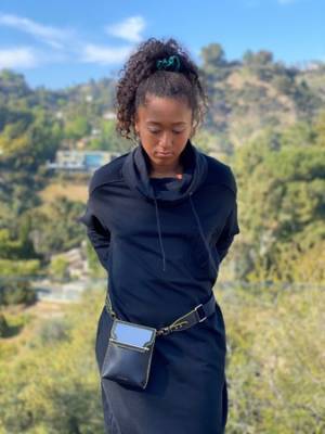 大坂なおみがメーガン妃愛用の英国ブランド「ストラスベリー」とプチコラボアイテムをローンチ