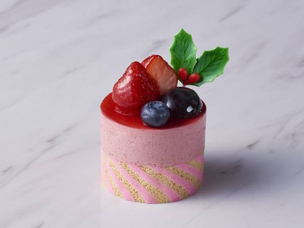 スペシャリテやツリーをイメージした人気商品など多彩な味わい。ヴィタメールクリスマス限定カットケーキ