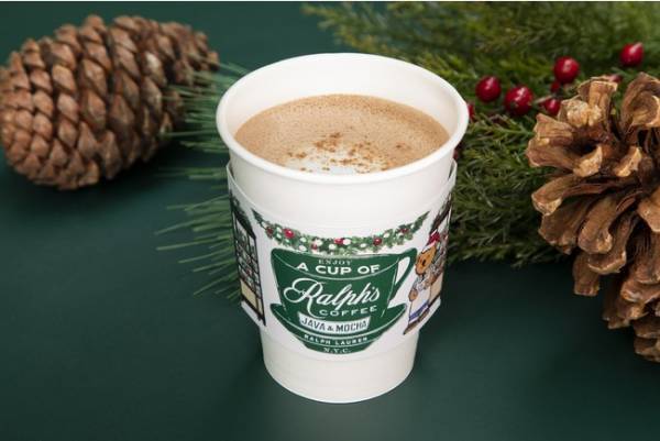 表参道にホリデーの装いのラルフズ コーヒー ホリデートラックが期間限定で登場