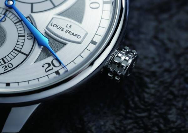 ひと目見てヴィアネイ・ハルターと分かるモダンなデザイン。スイス時計「Louis Erard」コラボ企画第2弾