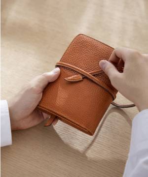 「相棒」となるような 革の手帳を。ほぼ日と土屋鞄製造所が初のコラボ!