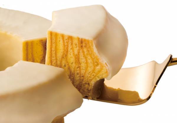 雪降る聖夜のショコラ贅沢とろりがけ! ねんりん家の特別なバームクーヘンでおうちホワイトクリスマス