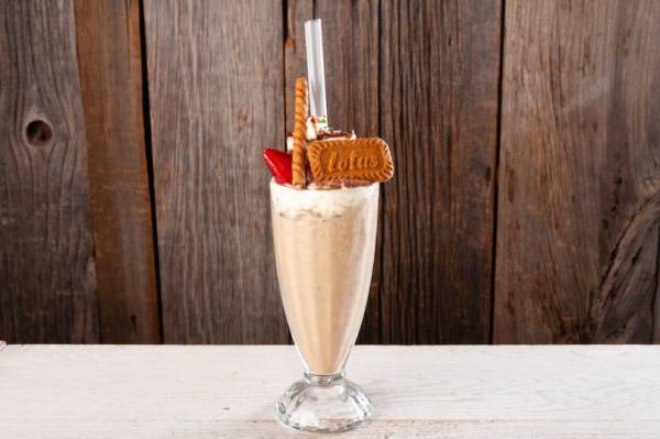 ウマミバーガーの冬メニューがスタート! 青山店&みなとみらい店限定のハンバーガーも登場