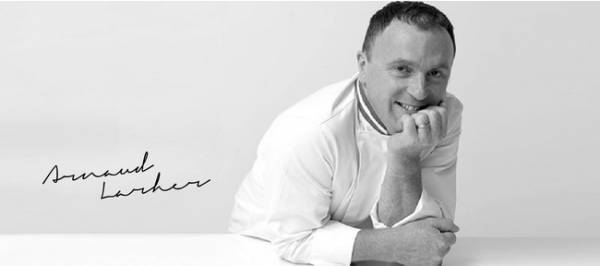 2021年はもっと素敵な一年になるように! パティスリー アルノー・ラエール パリのガレットデロアは2つのフレーバーをご用意