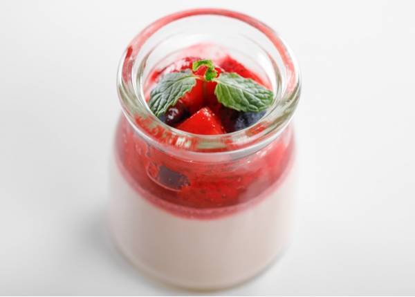 サミット晩餐会で称賛を浴びたグランパティシエ 赤崎哲朗が贈る至高のアフタヌーンティー