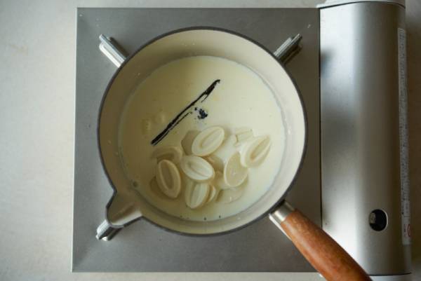 Mr. CHEESECAKEから季節のチーズケーキレシピが到着! 苺とピスタチオのクリスマスケーキを作ろう