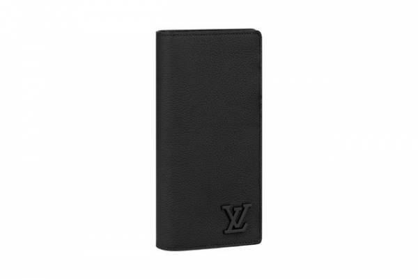 ルイ・ヴィトンがメンズ・レザーグッズの新作「アエログラム」を発表