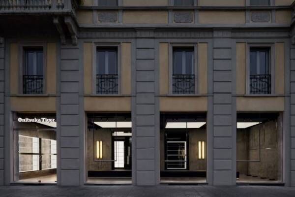 オニツカタイガーがイタリア初の旗艦店をミラノにオープン。ストアのコンセプトはアンドレア ポンピリオがディレクション