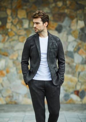 エポカ ウォモがディズニーコレクション第三弾となるTシャツなど全3型を表参道ヒルズ店限定で発売