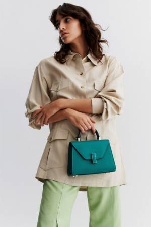 ミラノ発のレザーグッズ ブランド ヴァレクストラが伊勢丹新宿店でポップアップを開催