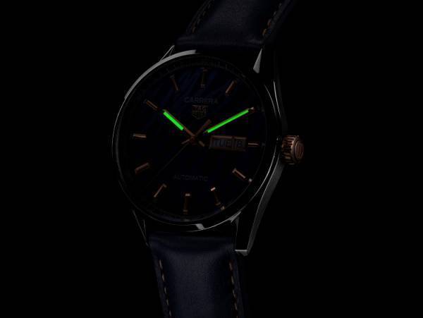 タグ・ホイヤー カレラに2022年寅年を祝った「イヤー オブ ザ タイガー リミテッドエディション」が登場