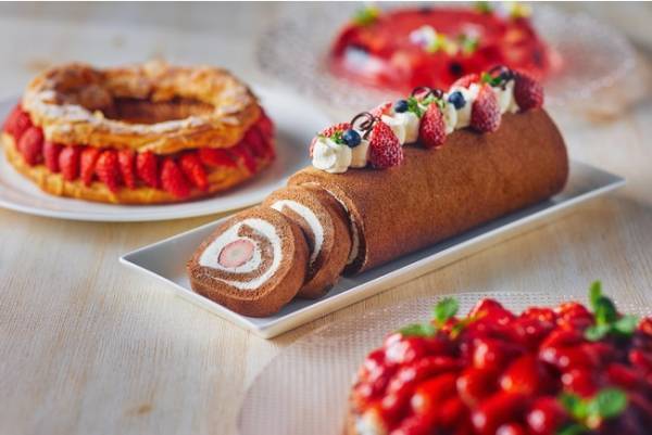 ブランドいちご「あまおう」と「ゆうべに」を楽しめる都ホテル 京都八条のスイーツブッフェ