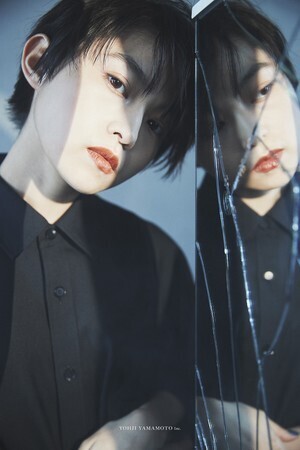 Ground Yが2021春夏シーズンの新作コレクションを1月27日より展開。キービジュアルモデルには伊藤 万理華を起用