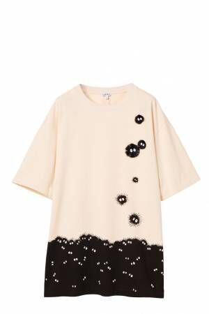 ロエベ となりのトトロのカプセルコレクション キャラクターがデザインされたバッグやウェアが登場 年12月25日 ウーマンエキサイト 1 3