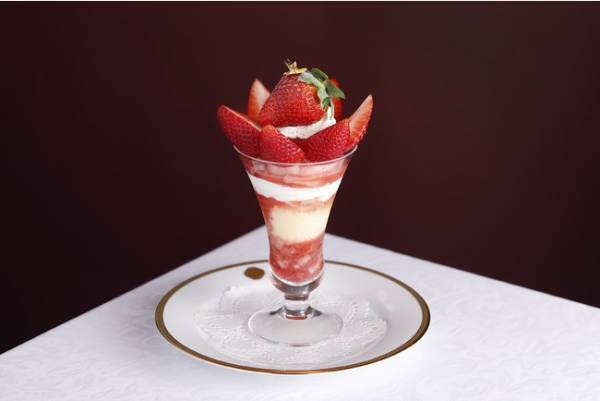 あなたの「推し苺」は? 資生堂パーラー 銀座本店で各日12種類の苺を使った『スペシャルストロベリーデー2021』開催