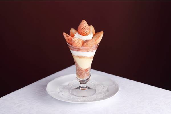 あなたの「推し苺」は? 資生堂パーラー 銀座本店で各日12種類の苺を使った『スペシャルストロベリーデー2021』開催