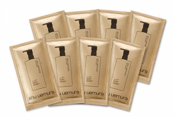 敏感になりやすいマスクの時も健やかな潤い素肌へ。シュウ ウエムラ人気のクレンジング オイルで新年をスタート