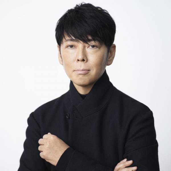 佐藤可士和とコラボしたG-SHOCKが登場! 代表的なアートワークシリーズ「LINES」がモチーフ