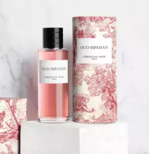 ディオールの伝統的なテキスタイル「トワル ドゥ ジュイ」をパッケージにした3つのフレグランスが登場