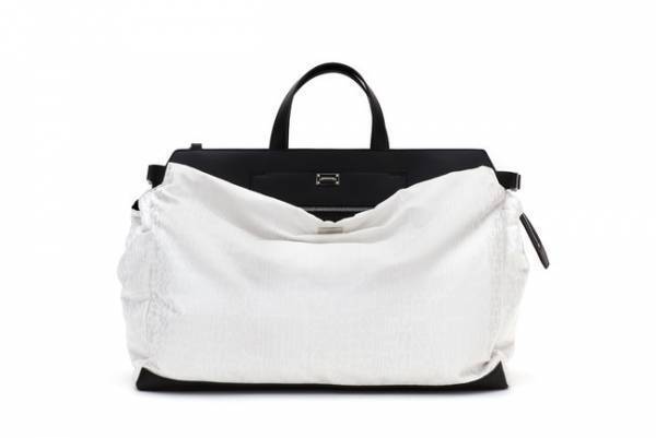 太陽光にあてるとFENDIの新コードが! フェンディが「ファッション界の科学者」アンリアレイジとのコラボを発表