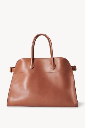 ザ・ロウのポップアップが銀座三越で開催、ウェアやバッグなどのフルラインアップにカスタム受注も