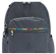 100％再生ペットボトルを使用。キプリングからコカ・コーラとコラボしたバッグコレクションを発売