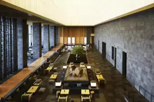 コーヒーや紅茶と世界各地のカカオのマリアージュ。アマン東京のオリジナルバレンタインチョコレート