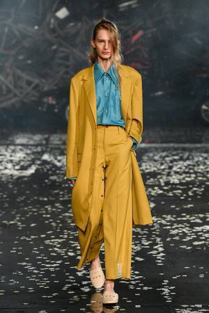 【ルック】ダブレット 2021秋冬コレクション