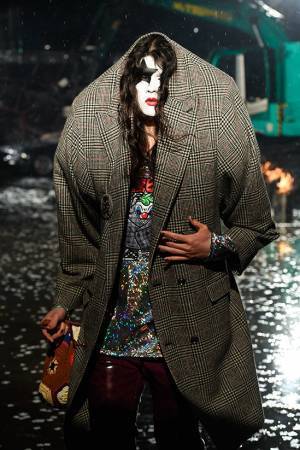 【ルック】ダブレット 2021秋冬コレクション