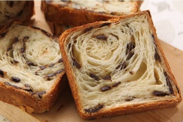 いつもの朝食や在宅時のランチをちょっと贅沢に。ジョエル・ロブションの人気「お取り寄せ食パン」に新作が登場