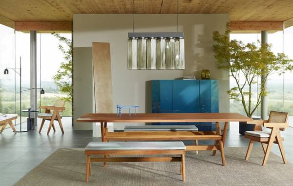 建築家・ピエール・ジャンヌレへのオマージュ。カッシーナのコレクションに「カンガルーチェア」を追加