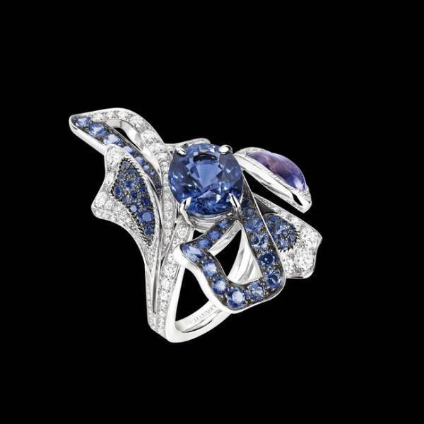 メゾン ショーメがスリランカ産サファイアとタンザナイトをあしらった「エスキス ドゥ ショーメ」コレクションを発表