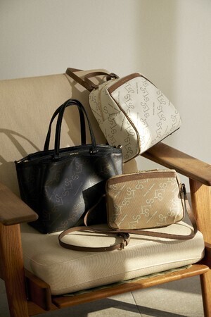 春の爽やかな空気を感じるパステルカラー。サマンサタバサから2021年 春の新作コレクションが登場