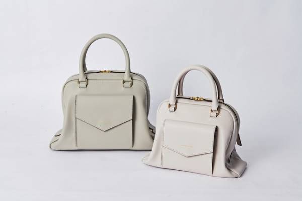 春の爽やかな空気を感じるパステルカラー。サマンサタバサから2021年 春の新作コレクションが登場