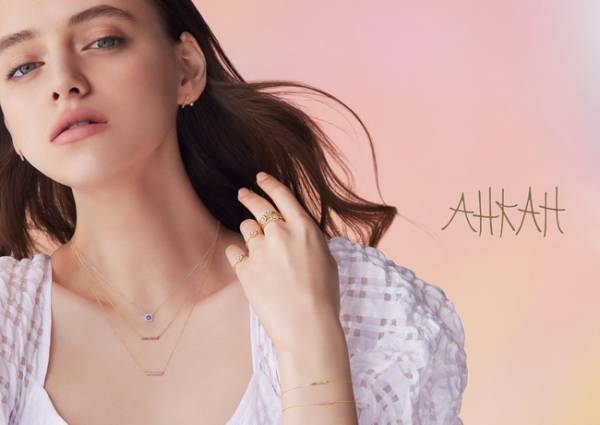 心踊る新しい季節を艶やかに演出。AHKAHからカラーストーンをメインとしたジュエリーが登場