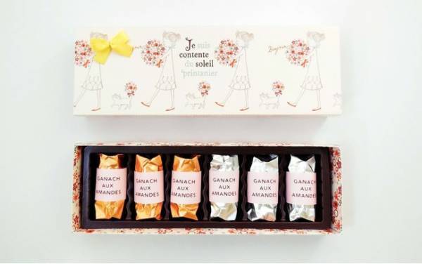 フランスが舞台のシェリとシニョンが可愛くてお洒落なパッケージに。ブールミッシュのホワイトデー