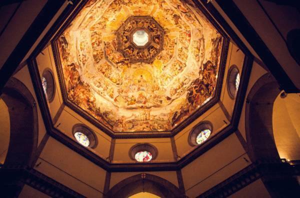 写真家・笠原秀信が旅をテーマにしたオンラインExhibition「THE ROAD」を開催。第2弾はイタリア・フィレンツェ