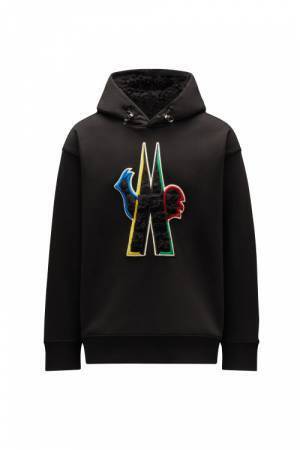 モンクレール グルノーブルからスノーシーズンの幕開けを飾るウィンター・カプセルコレクションが登場