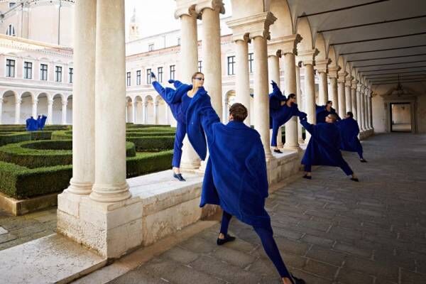 マックスマーラがヴェネチアのニューイヤーコンサート「La Fenice in Venezia」のバレエ衣装をデザイン