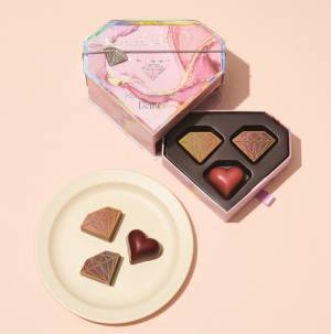銀座三越のバレンタインイベント「Ginza Sweets Collection 2022」担当に聞いたおすすめのチョコレートとは?