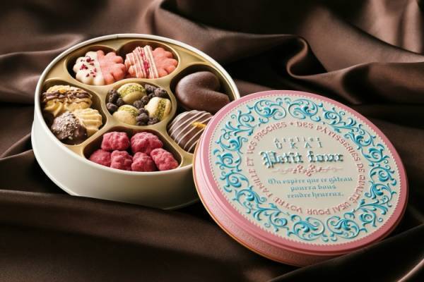 「アトリエうかい」のショコラで心躍るひととき。日本最大級のショコラの祭典『アムール・デュ・ショコラ』に出店