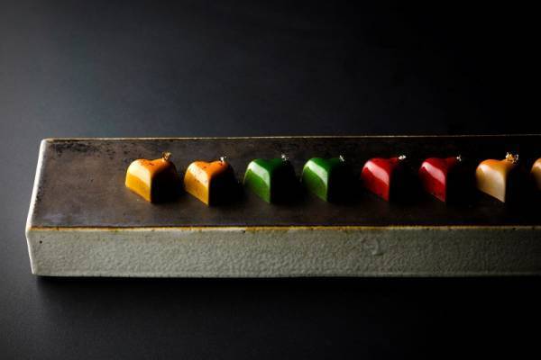 香る和素材と上質なカカオの調和。アマン京都の金箔輝くバレンタインチョコレート