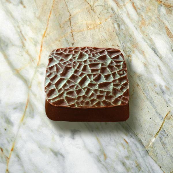 ブルガリ イル・チョコラートからブランド生誕の地、ローマに捧ぐバレンタイン限定チョコレートが登場